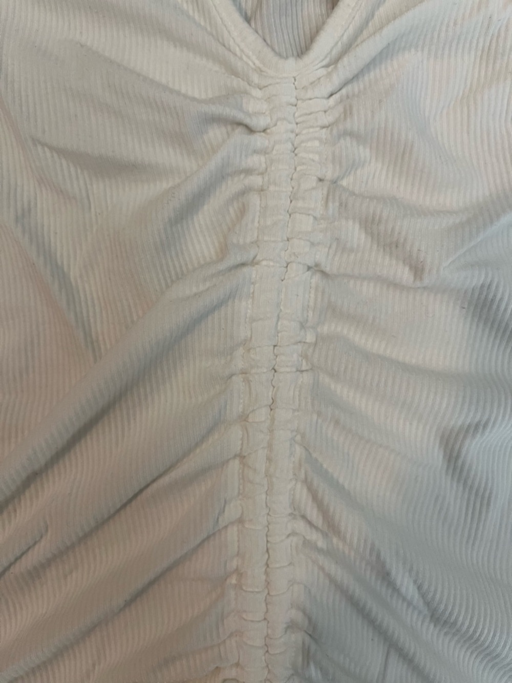Reitmans White Short Sleeve Tee Trio with Ruched V-Neck and Eyelet Details - Picture 3 of 7